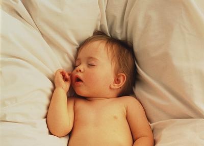 宝宝发烧采取捂汗退热？这4种方式有些危险