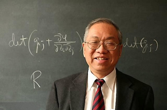菲尔兹奖获奖者、数学家丘成桐已从哈佛退休 全职任教清华 